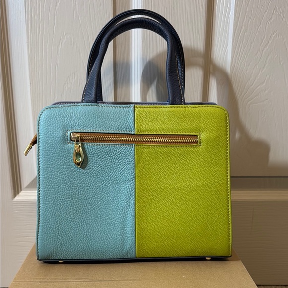 AmeriLeather Arlene Leather Crossbody Bag - Picture 4 of 9